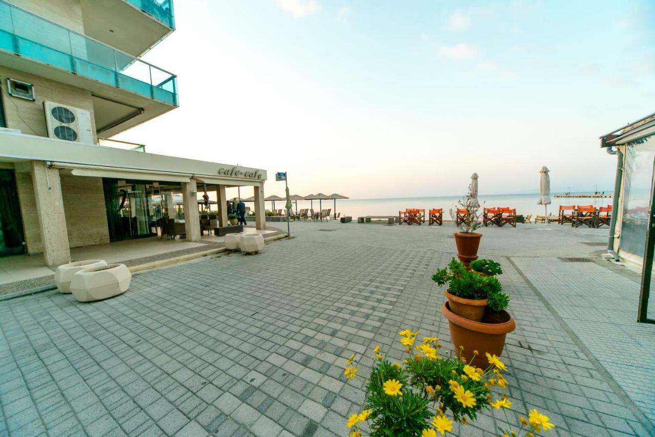 Ferienwohnung Aegean Studio By The Sea Peraía Exterior foto